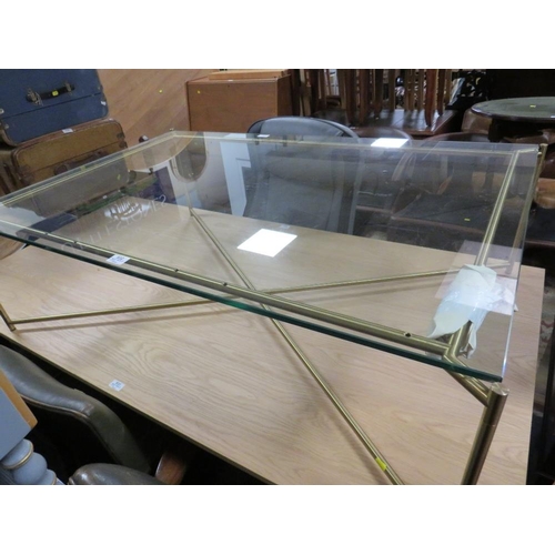 816 - A MODERN GLASS AND METAL OFFICE TABLE 122CM X 82.5CM