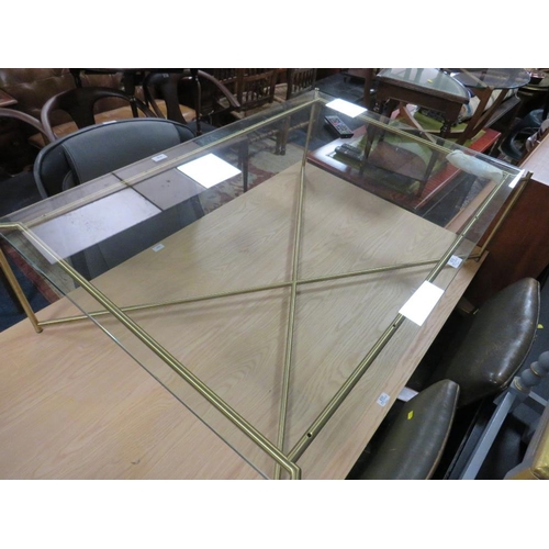 816 - A MODERN GLASS AND METAL OFFICE TABLE 122CM X 82.5CM