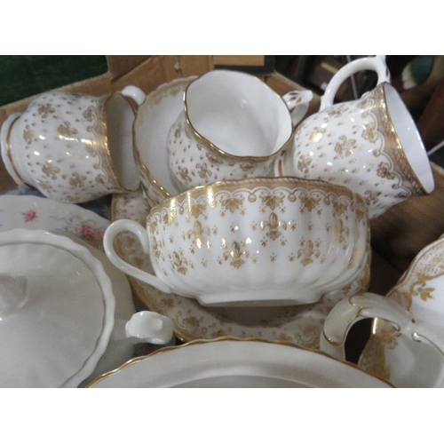 98 - A TRAY OF ASSORTED CERAMICS TO INCLUDE WEDGWOOD AND SPODE