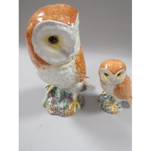 337 - A LARGE BESWICK FIGURE OF AN OWL WITH ANOTHER EXAMPLE (2)