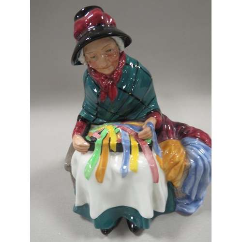 341 - A ROYAL DOULTON FIGURINE 