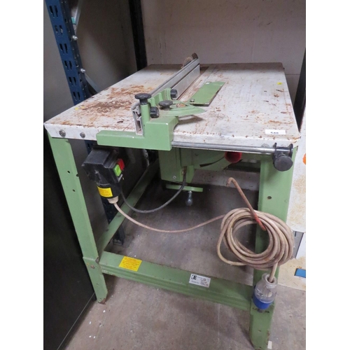 648 - A TABLE BENCH SAW