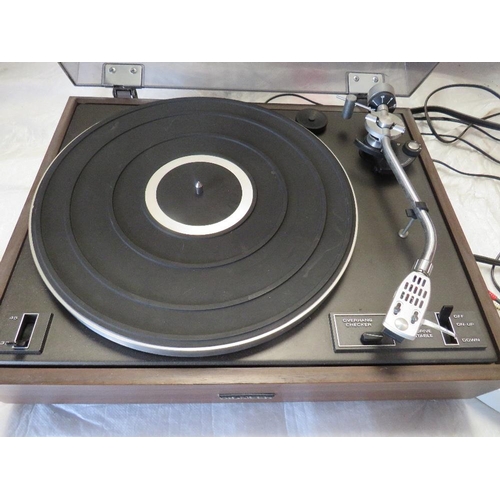 656 - A PIONEER PL120 RECORD TURNTABLE