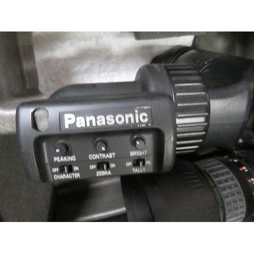 664 - A PANASONIC DVCPRO AJ-D200HE BROADCASTING VIDEO CAMERA TOGETHER WITH A PANASONIC DVCPRO AJ-D400E BRO... 