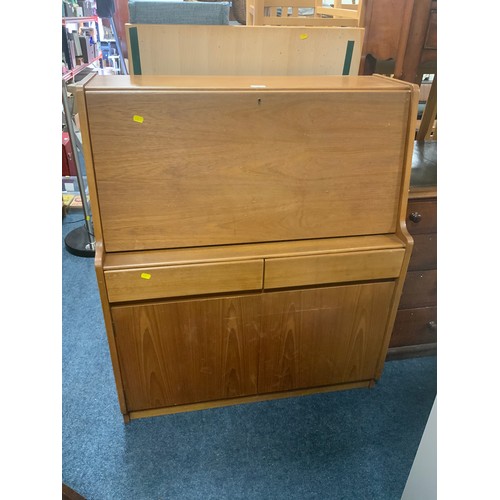 860 - A mid-century teak bureau W 91 cm