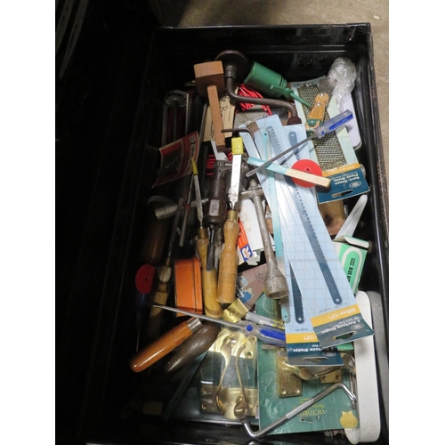 621 - TWO VINTAGE TOOL BOXES AND CONTENTS