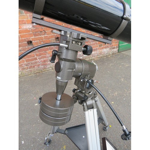 670 - A BRESSER PHOENIX 150MM REFRACTING TELESCOPE WITH MOUNT AND LENSES