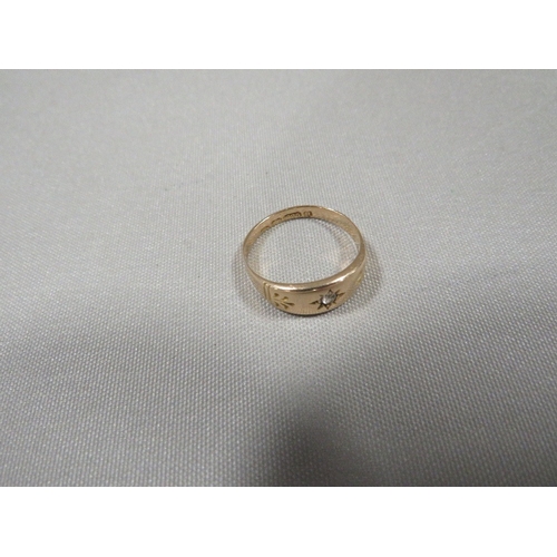 390 - AN ANTIQUE 15ct GOLD RING SET WITH SINGLE DIAMOND, SIZE N HALLMARKED CHESTER 1891