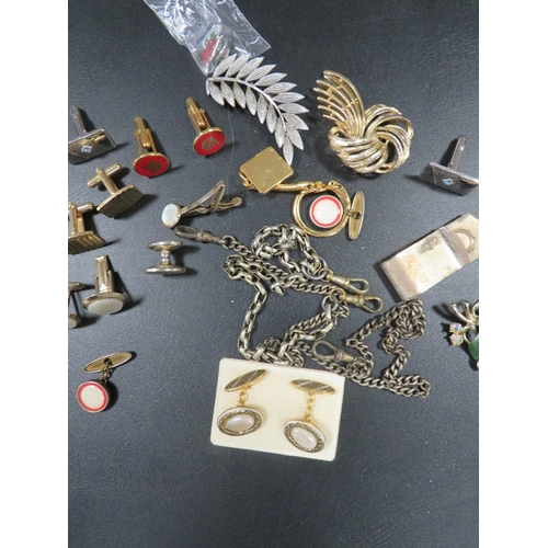 405 - A SMALL TIN OF COSTUME JEWELLERY ETC TO INCLUDE TWO POCKET WATCH CHAINS ONE HAVING HALLMARKS TO EACH... 