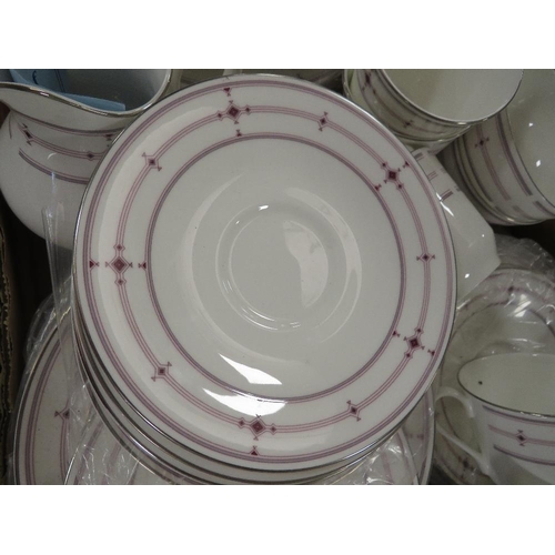 159 - A tray of Royal Doulton Infinity tea and dinner ware