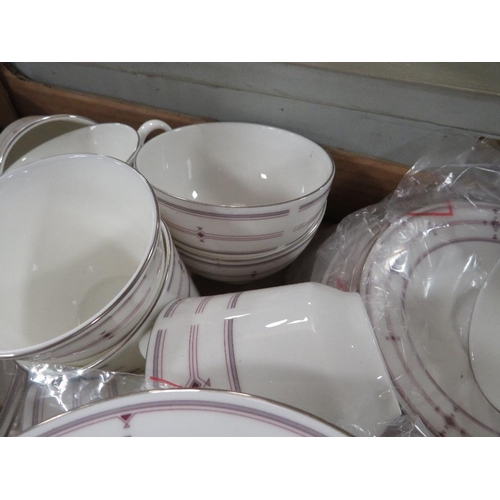 159 - A tray of Royal Doulton Infinity tea and dinner ware