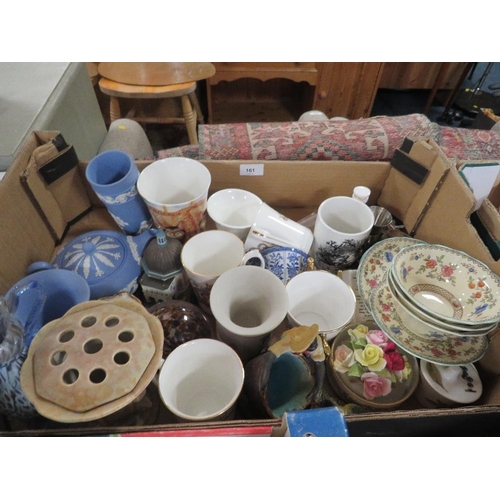 161 - Two trays of assorted ceramics to include Wedgwood jasperware and collectors plates