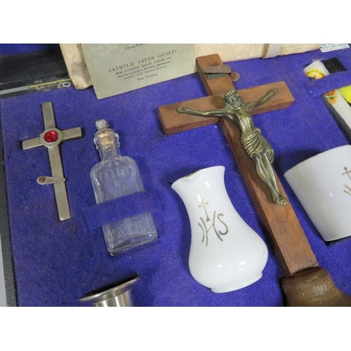 An early 20th century priests last rites / sacraments prayer set in case