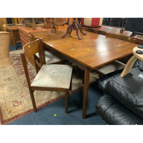 805 - A mid-century Wrighton extending dining table and 4 chairs A/F