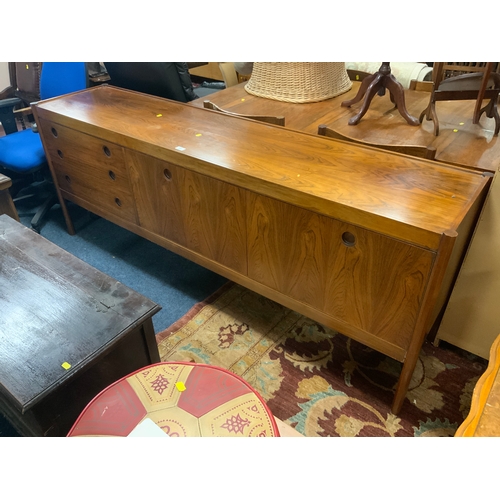 822 - A mid century Wrighton sideboard L 198 cm