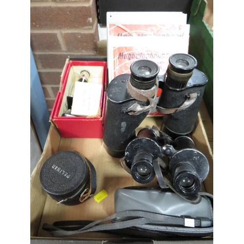 140 - A tray of assorted collectables to include a pair of military binoculars with crows foot mark and a ... 