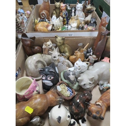 77 - Two small trays of assorted cat figures to include Peter Fagan, Gleneagles Studio etc