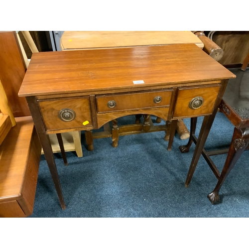 884 - A small antique mahogany three drawer side table W 79 cm