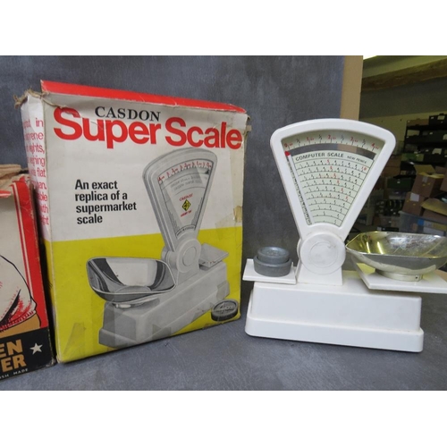 100 - A BOXED CASOON SUPER SCALES, plus a boxed Codeg cash register, boxes A/F