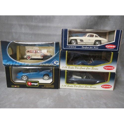 122 - FIVE BOXED 1:18 SCALE DIE CAST CARS, to include Kyosho Mercedses Benz 300SL, Kyosho Morgan Plus 4 Su... 