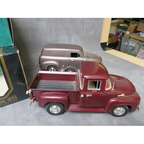 129 - A BOXED 1:18 FORD F100 1953 WRECKER, boxed 1:18 scale Burago Porsche 911 Carrera cabriolet, boxed Co... 