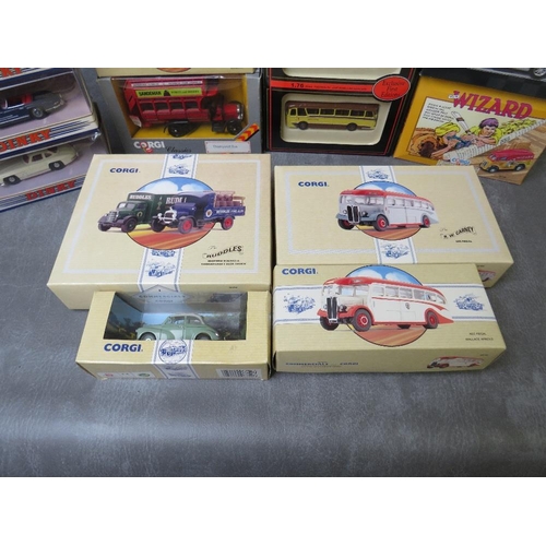 60 - MIXED BOX OF DIE CAST VEHICLES TO INCLUDE FOUR MATCHBOX DINKYS DY1, DY7, DY12 and DY33A, Corgi Mini ... 