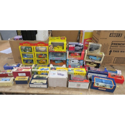 136 - THIRTY FOUR BOXED DIE CAST VEHICLES, to include Corgi James Bon Aston Martin DB5 Thunderball car lim... 