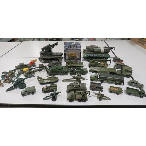 141 - A LARGE COLLECTION OF MIXED SCALE MILITARY VEHICLES, all unboxed, by Dinky, Matchbox etc., to includ... 