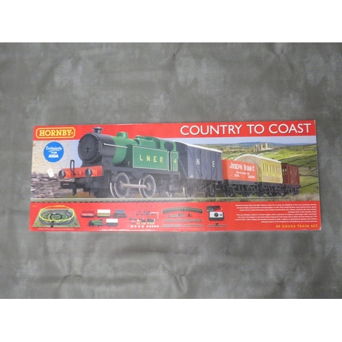 165 - BOXED HORNBY '00' GAUGE 'COUNTRY TO COAST' TRAINSET