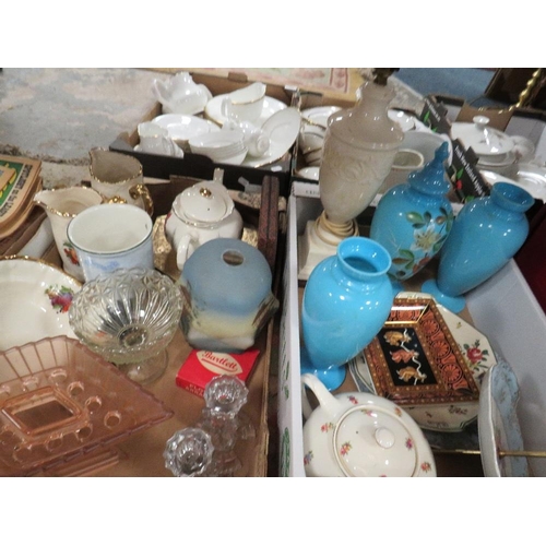 259 - Two trays of ceramics and glass to include Wedgwood and a vintage decorative hand painted light shad... 