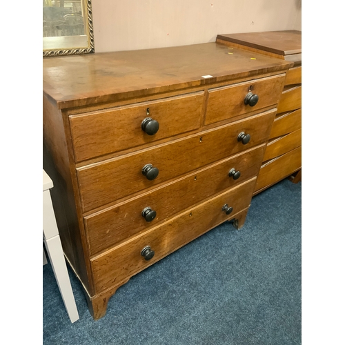 716 - A 19th century oak and mahogany Cross banded five drawer chest of drawers W 109 cm