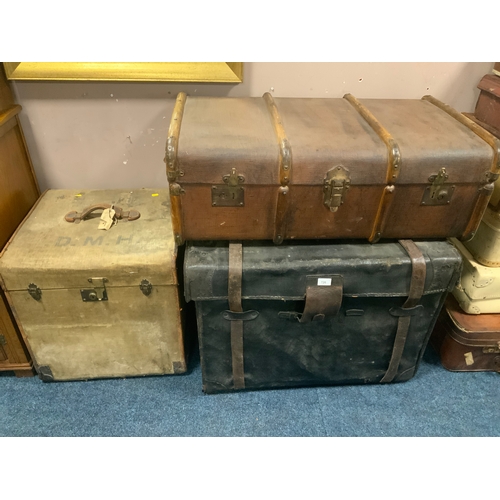 726 - Three large vintage packing trunks