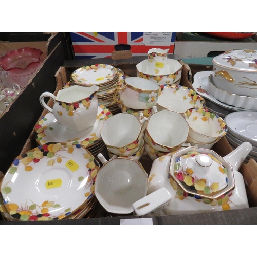 107 - A tray of vintage Royal Doulton tea ware together with a tray of assorted ceramics and glass to incl... 