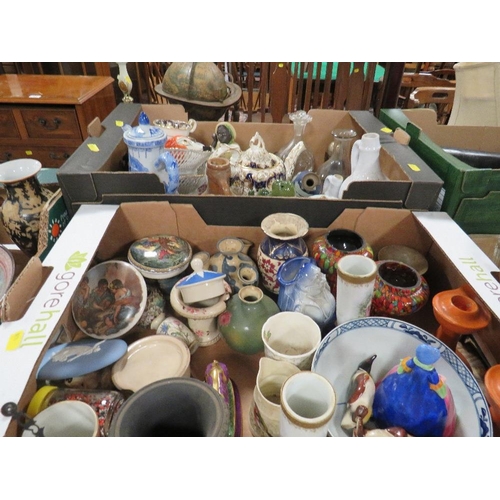 135 - Two trays of assorted ceramics etc to include Prattware style lids