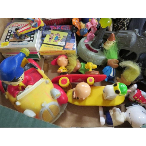 80 - Two trays of assorted vintage toys to include Snoopy, Noddy, Disney, Simon Says, 8MM films, Harry Po... 