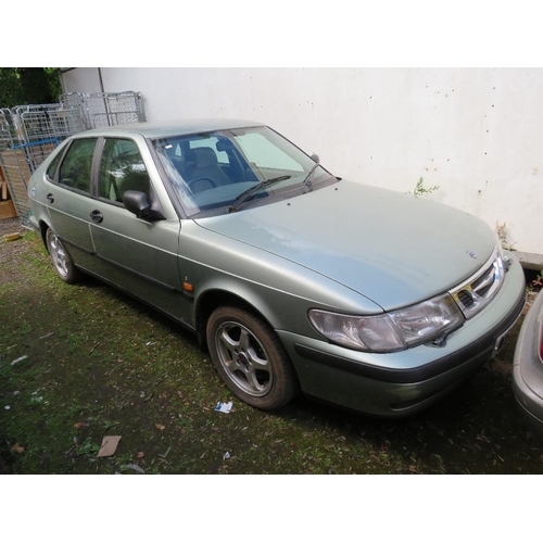 601 - A 2000 green 2L petrol SAAB 'W537 RMW', currently SORN, one key, with log book, mileage at last MOT ... 