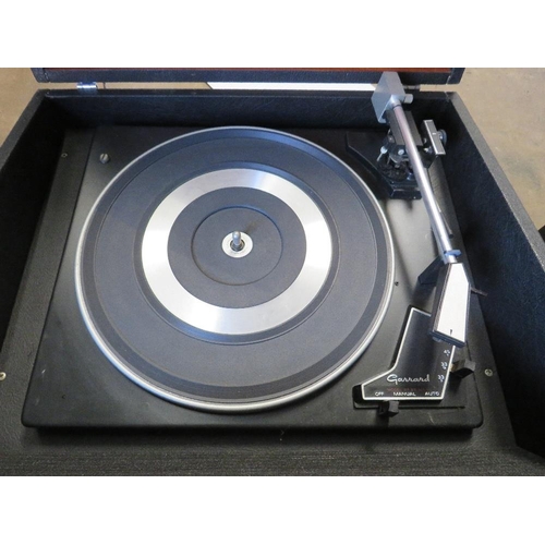 618 - A Hacker GP45 Grenadier portable record player with a Hacker SA45 amplifier speaker A/F