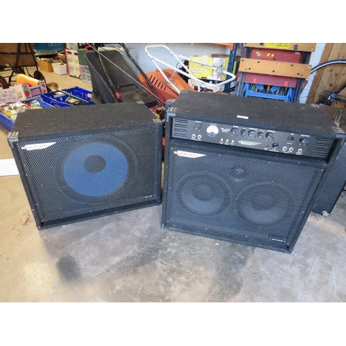 620 - An Ashdown Engineering MAG200 bass amp head with MAG CZ10T-200 and 115-200 speaker cabs