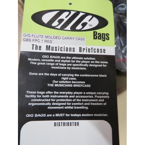 622 - Two large boxes containing 16 unused GIG flute cases