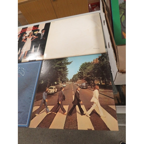 122 - A collection of 18 LP records and one box set to include Beatles white album, Beatles Abby Road, Blo... 