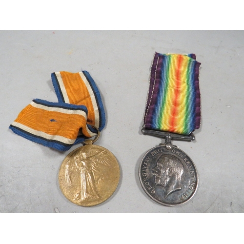 539 - Two World War I medals 96529 PTE TH MARRINER Durham light infinity