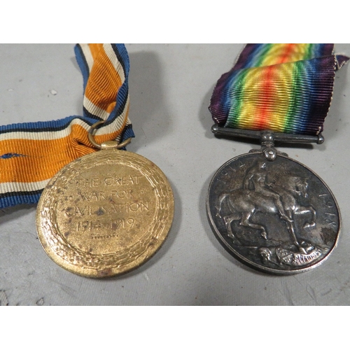 539 - Two World War I medals 96529 PTE TH MARRINER Durham light infinity