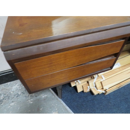 710 - A mid-century White and Newton Ltd teak dressing table W 164 cm