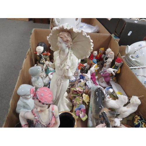 172 - A tray of figures and assorted figurines to include Robert Harrop country companion figures