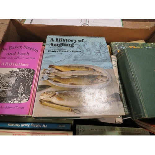 64 - A tray of vintage fly fishing angling books