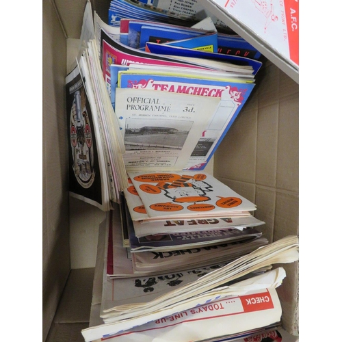 102 - A box of vintage football programmes to include many none league examples