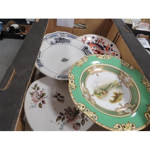 123 - A tray of vintage comports etc together with a tray of assorted tea ware