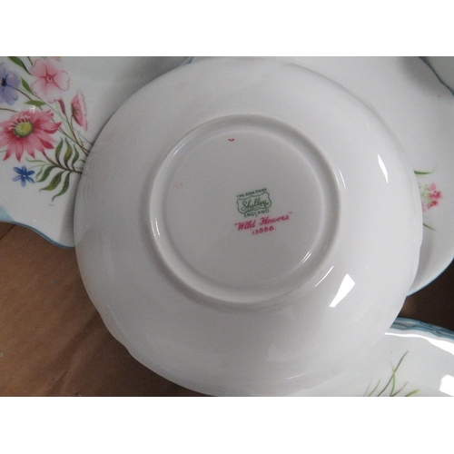 129 - A part Shelly wild flowers tea set plus other Shelly tea ware