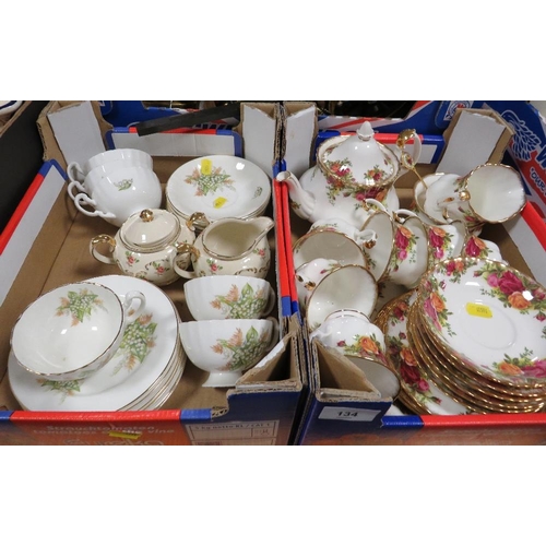 134 - A Royal Albert Old Country Roses tea set together with a small tray of assorted tea ware