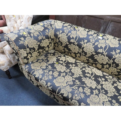 780 - A country house sofa